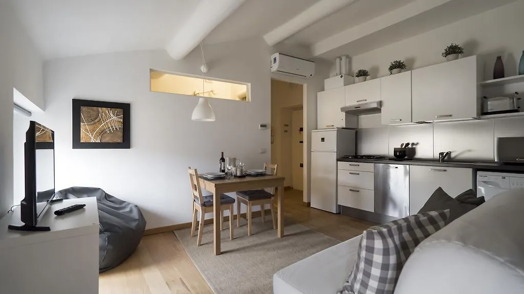 Italianway-Panfilo Castaldi Apartment Milan