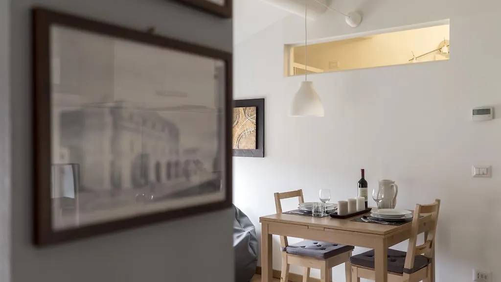 Italianway-Panfilo Castaldi Apartment Milan 0*,  Italy