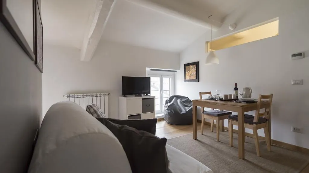 Italianway-Panfilo Castaldi Apartment Milan Italy