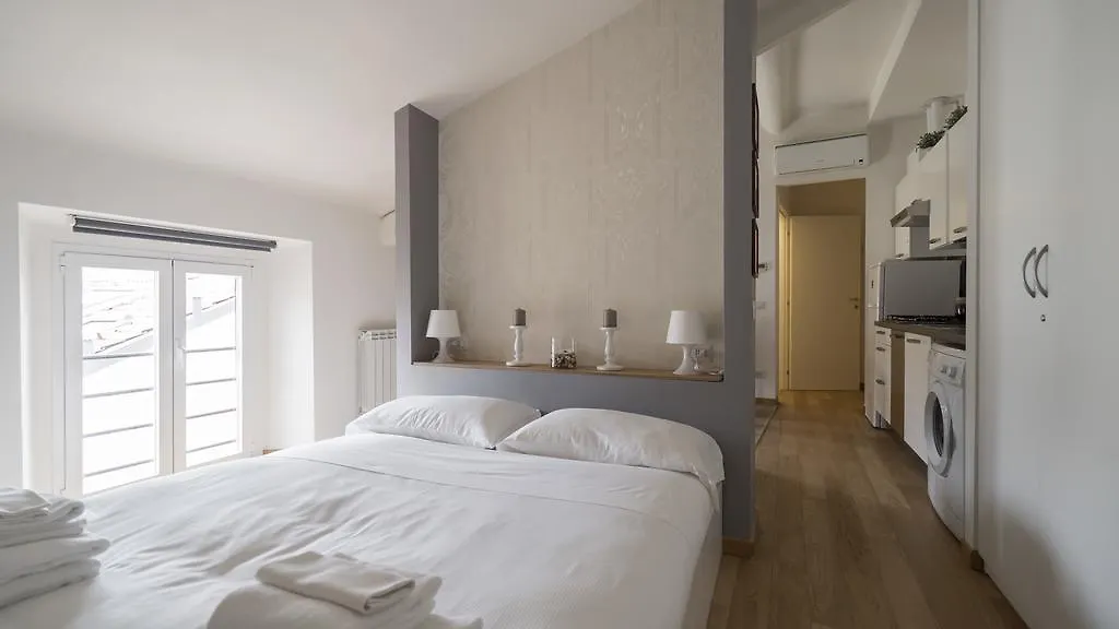 Italianway-Panfilo Castaldi Apartment Milan Italy